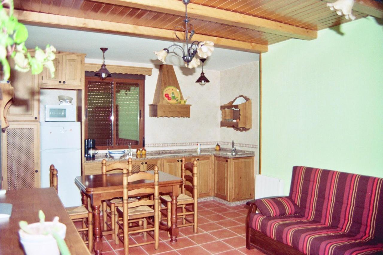 Apartamentos Y Habitaciones Rurales "El Corral" Canizares Exterior foto